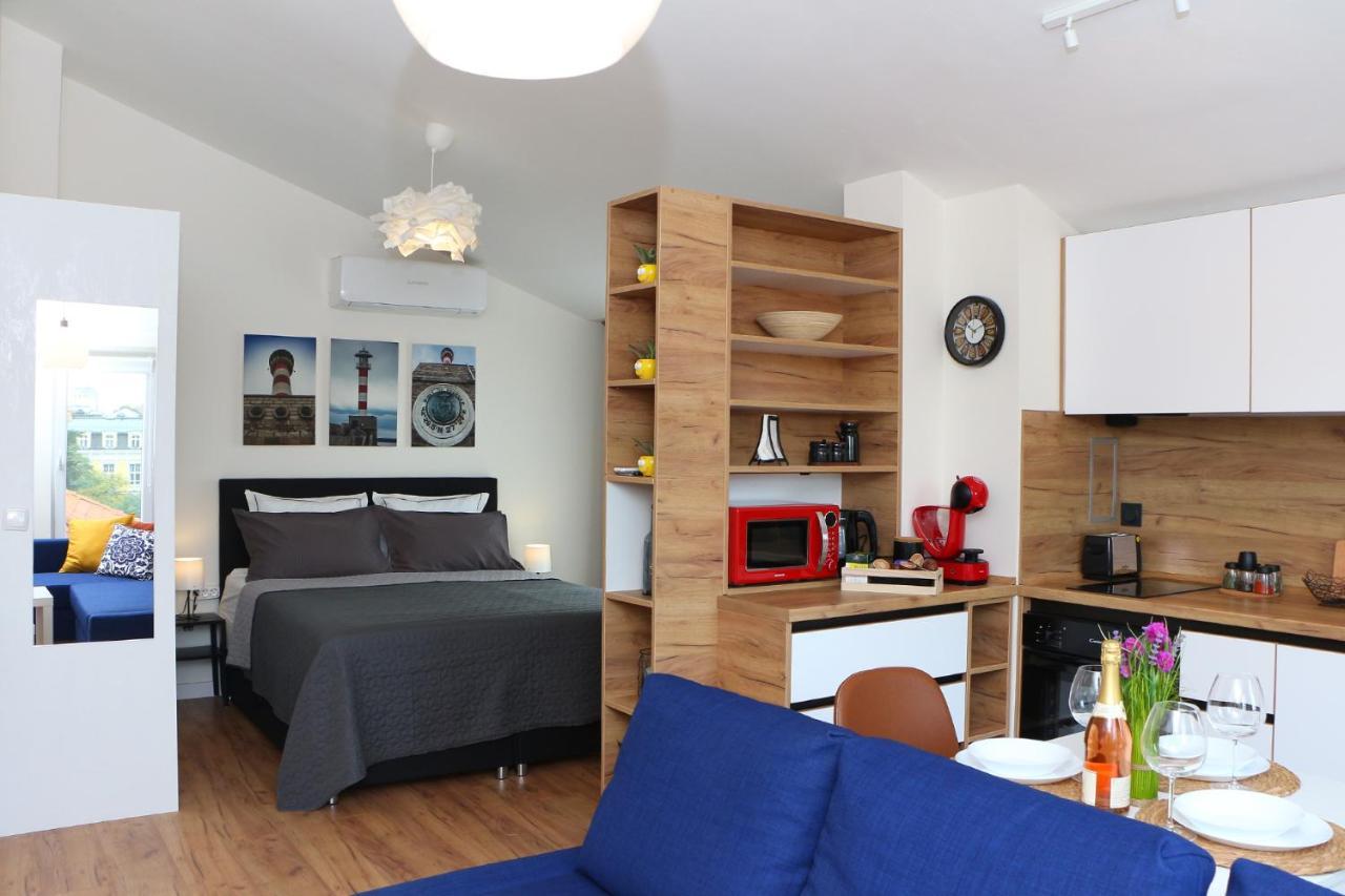 Shik & Chic In The Heart Of Burgas # 5Min From Beach # New Kültér fotó