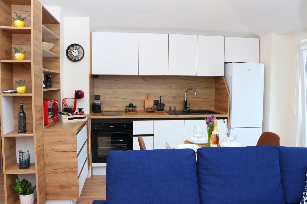 Shik & Chic In The Heart Of Burgas # 5Min From Beach # New Kültér fotó
