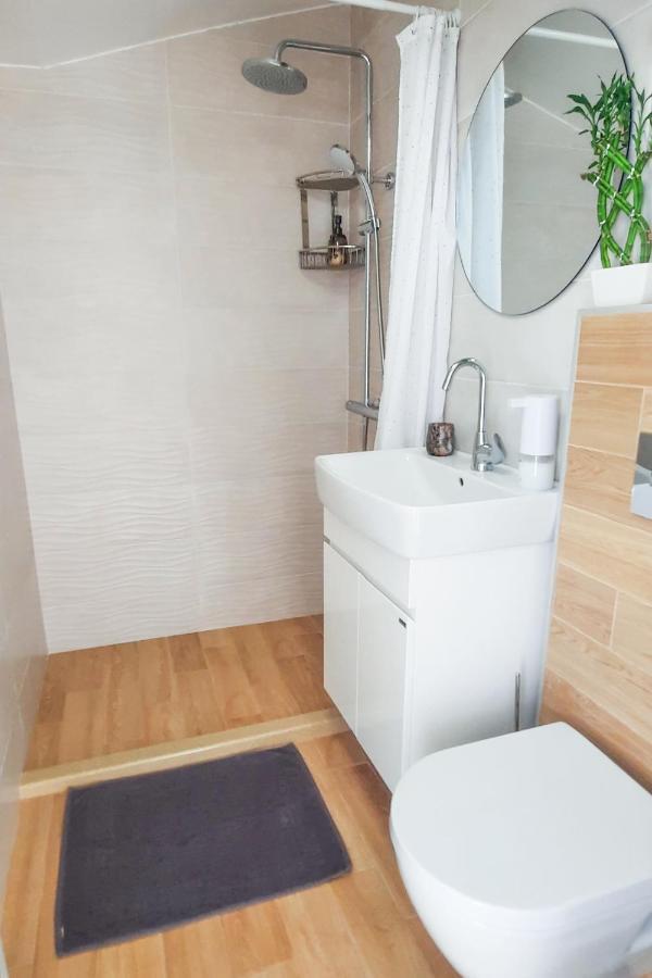 Shik & Chic In The Heart Of Burgas # 5Min From Beach # New Kültér fotó