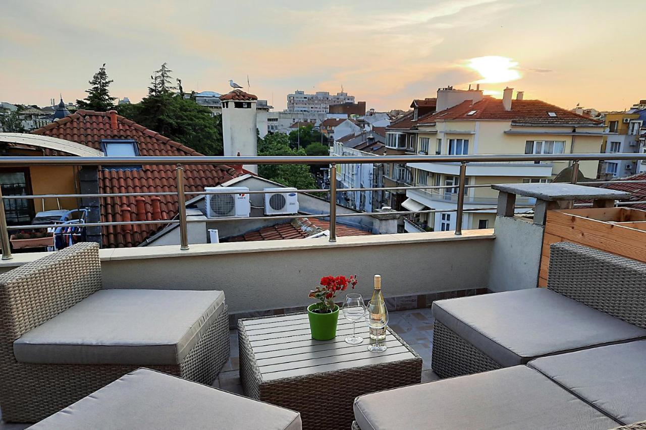 Shik & Chic In The Heart Of Burgas # 5Min From Beach # New Kültér fotó